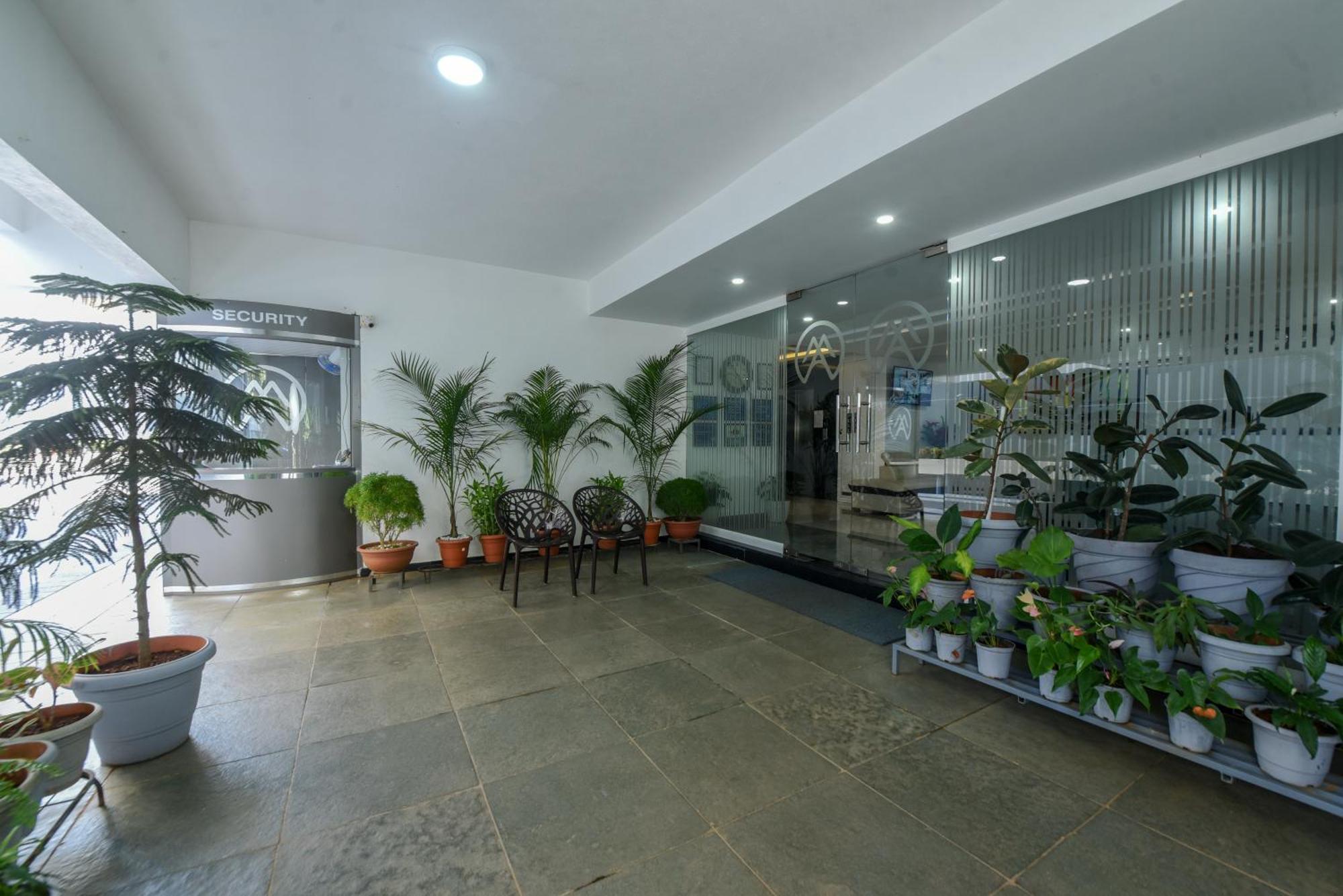 Manipal Atalia Service Apartments Exterior foto