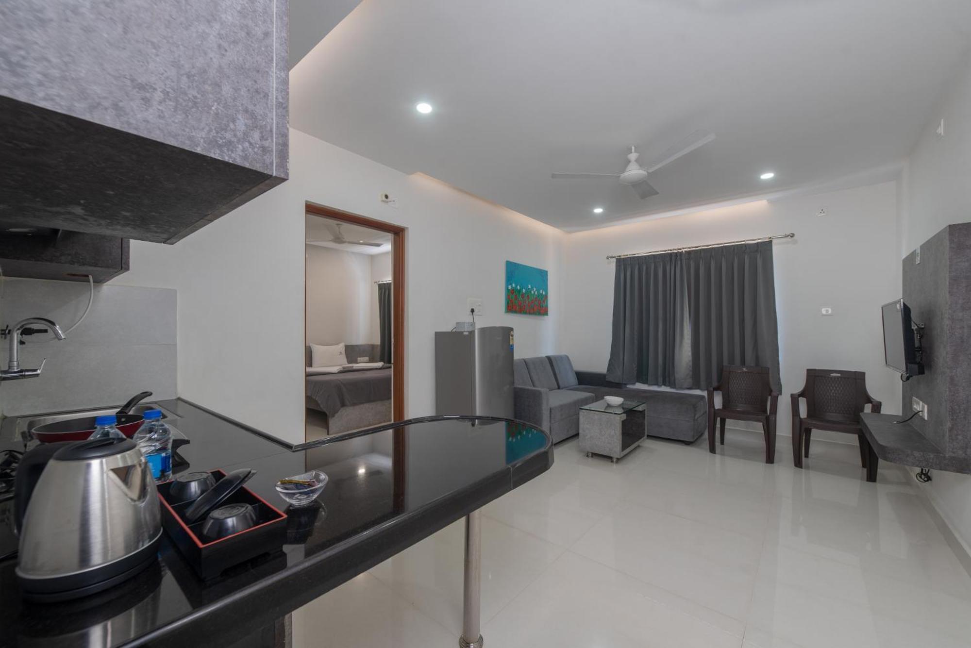 Manipal Atalia Service Apartments Exterior foto